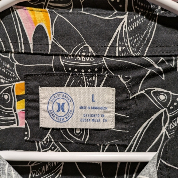 Hurley Tropical Black Shirt with Pink and Yellow Accents Size Large - Picture 4 of 5